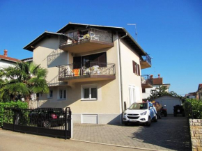 Apartments with a parking space Novigrad - 13511